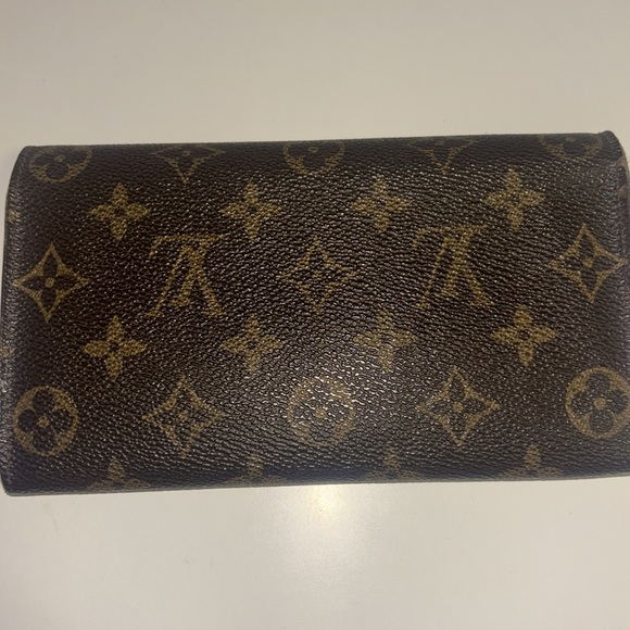Authenticc Louis Vuitton Sarah Wallet - Picture 7 of 10